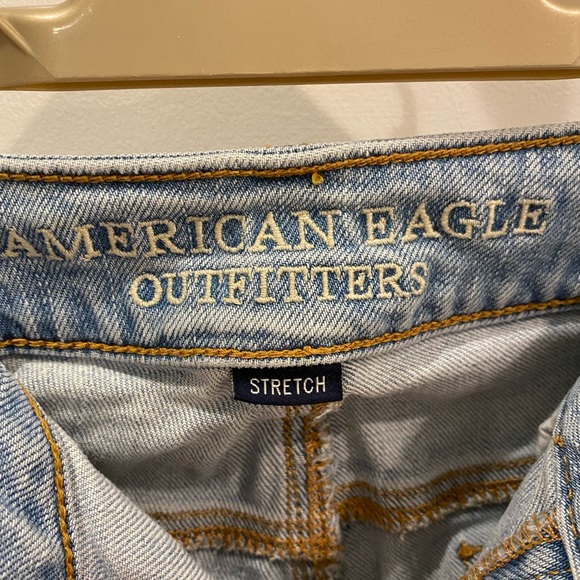 American Eagle Tomgirl jeans size 0 - Picture 4 of 5